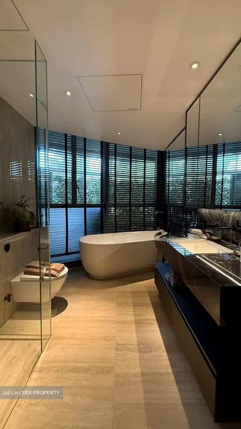 Newport Residences (D2), Apartment #562960411